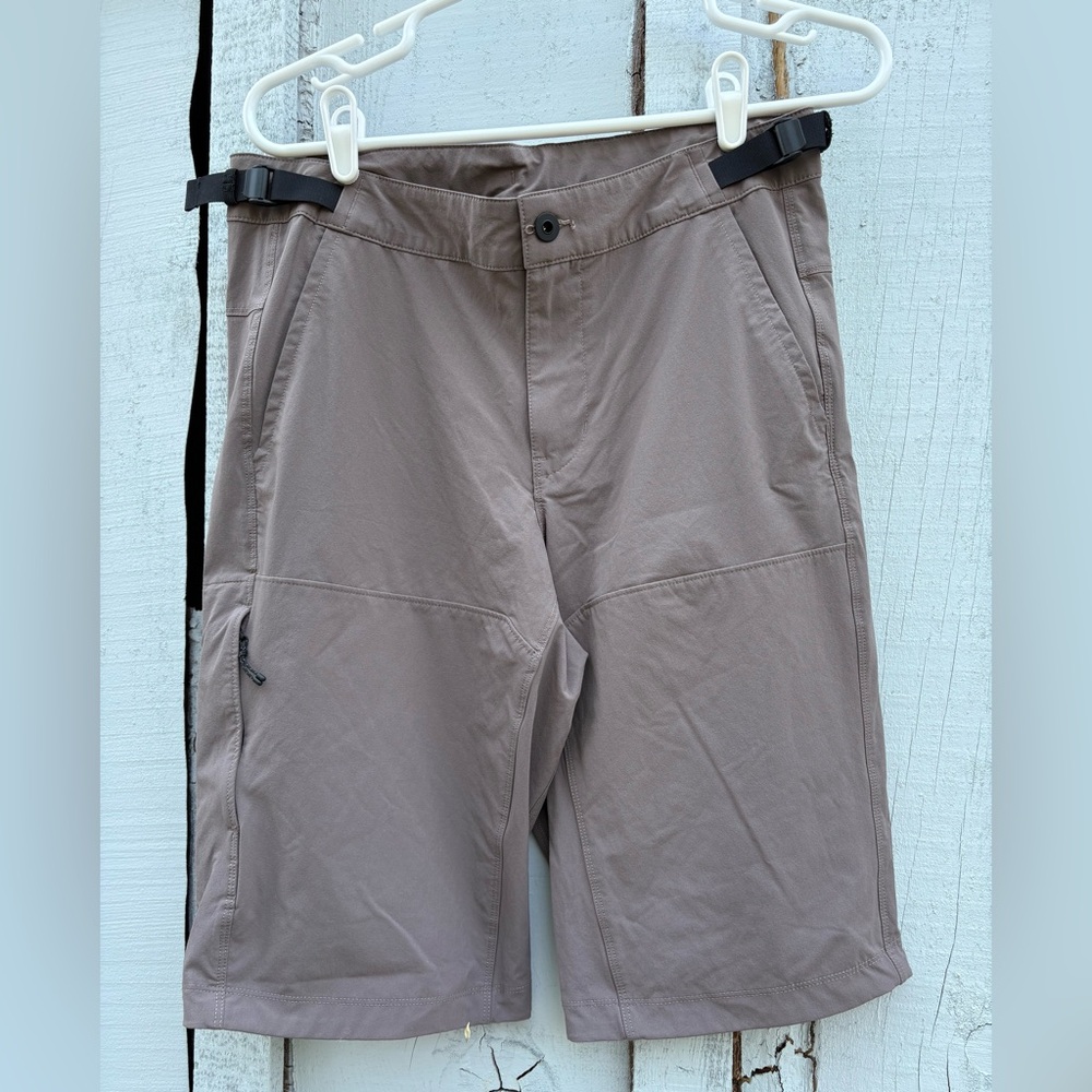 REI Men's Brown Cargo Shorts